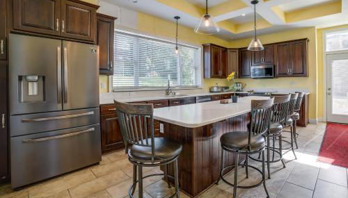 Inviting Connellsville Getaway with Deck! - Foto 2