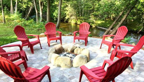 Cozy and Spacious Log Cabin Rental near Burt Lake State Park in Michigan - Foto 5