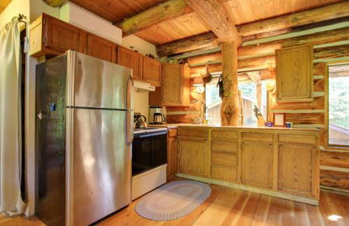 Cozy Easton Cabin with Wenatchee Natl Forest Views! - Foto 8