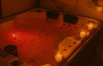 Evasion Romantique&Jacuzzi! - Photo 2