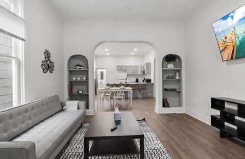 Modern Apt - Downtown Charm - Ideal Location - Foto 5