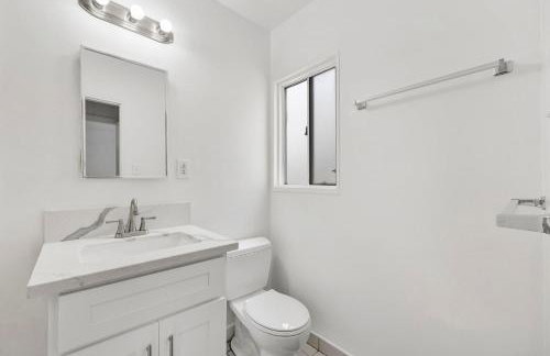 Cozy Elegant Oasis With Parking - Foto 7