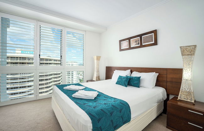 Reflection on the Sea - Foto 13