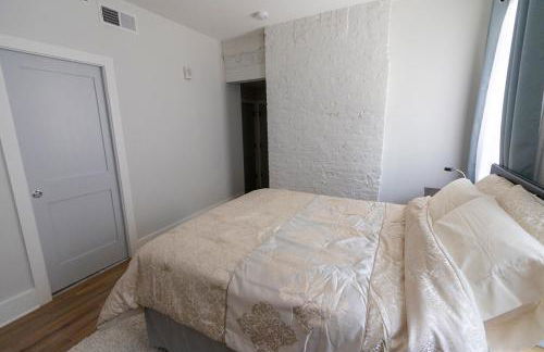 Spacious 2 bed 2 bath Downtown OTR condo minutes walk to the Reds Bengals stadium & more! - Foto 11