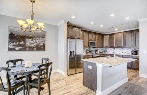 Lakefront Leesville Retreat with Private Dock! - Foto 14