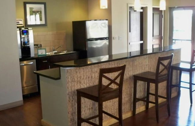 Bridgestreet at Current at the Banks - Photo 5