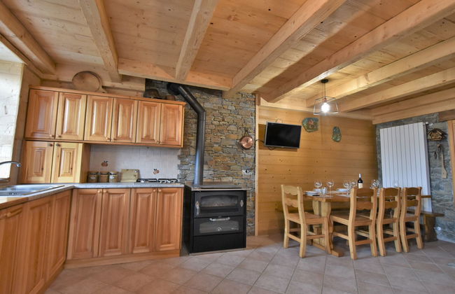 Baita Lake View - Photo 11