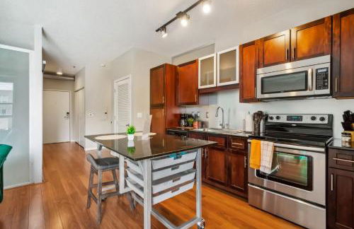 CozySuites 2BR Mill District with pool, gym #02 - Foto 8