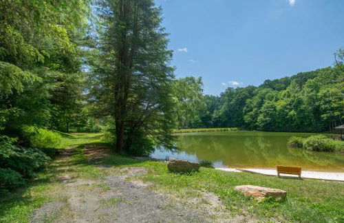 Stone's Throw Bungalow-- Hot Tub, Modern & Updated, Sleeps 2 - Foto 29