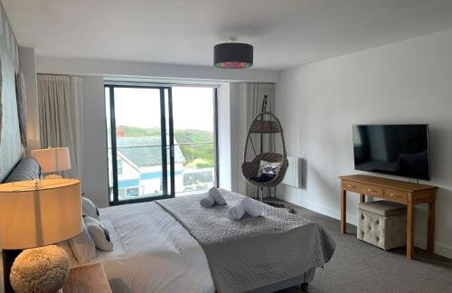 12 Woolacombe East - Luxury Apartment at Byron Woolacombe, only 4 minute walk to Woolacombe Beach! - Photo 2