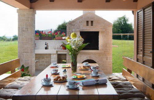 Modern Villa San Martino Heated Pool, Jacuzzi & Privacy - Foto 31