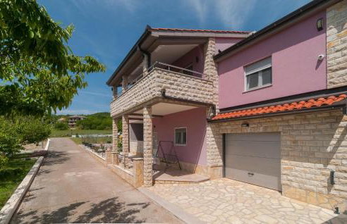 Beautiful Home In Hrvace With Wifi - Foto 35