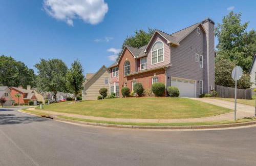 4 Mi to Chattahoochee River Family Home with Yard! - Foto 31