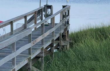 Fabulous Westhampton Dunes Waterfront - Photo 12