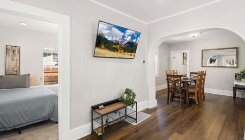 Charming, Historic! Walking Distance to Town! - Photo 5