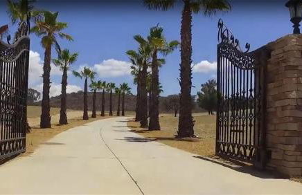 Mansion on the Hill let 4 Rooms, 5th cost extra - Foto 1