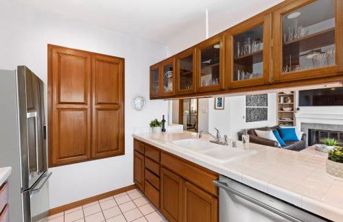 10-Star Condo 21 Steps from Top - Premium Ocean View Corner Unit Fireplace New Golf Cart - HC245 - Foto 25