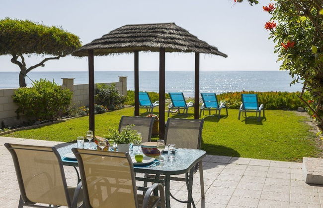 Meneou Beachfront Villa 5 - Foto 16