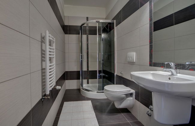 Willa Serafin - Photo 58