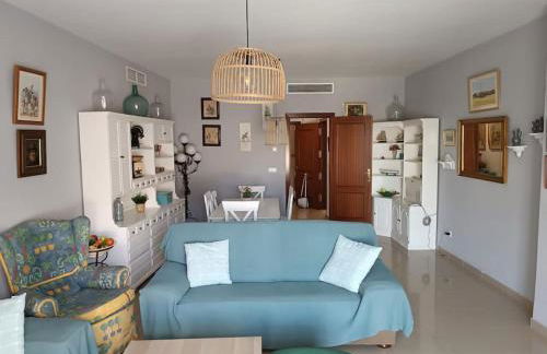 AMPLIO PISO EN COSTA BALLENA A 100 M DE LA PLAYA - Foto 3