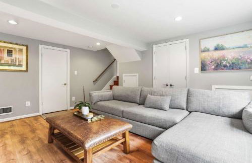 Sojourn Beautiful Home with Beach Access & Backyard - Foto 8