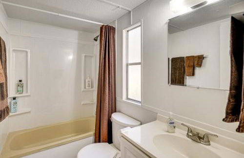 Cabin with Lake Access in Fort McCoy, Pets Welcome! - Foto 15