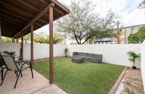 Bright 2BR Oasis Desert Charm and BBQ Nights - Foto 33