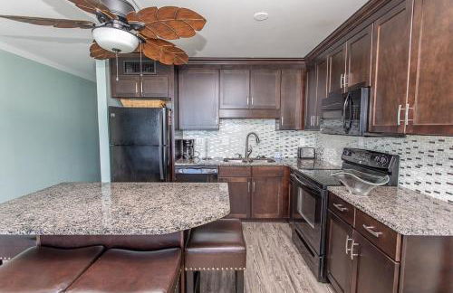 ROYAL GARDEN RESORT 903 condo - Photo 1