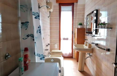 Overlooking Genoa - Foto 13