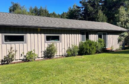 The Redwood Guesthouse at the Floras Lake Getaway - Foto 40