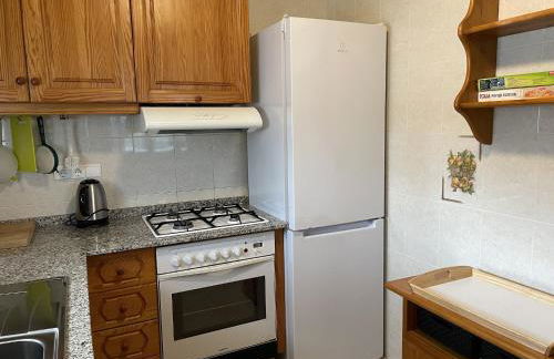 Mediterranean Escape with Garden - Foto 19