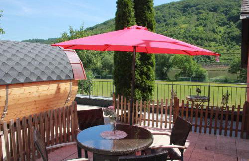 Weingut Schumacher - mit privatem Saunabereich - Foto 53