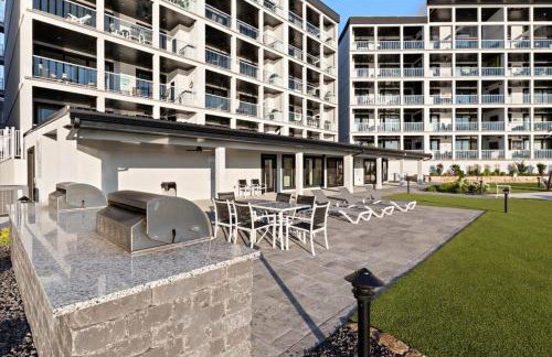 Lakefront Topsider Condo w/ Boat Slip, 2 Pools & Large Deck - Foto 61