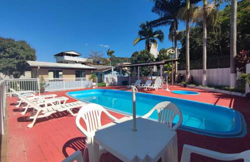 DK3 - CaSA COM 3 SUITES COM PISCINA BRUNO KLEMTZ - Photo 29