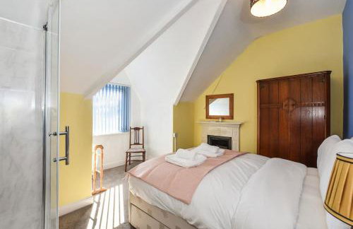 Traditional 3-Bed Property in Pontcanna with Parking - Foto 41