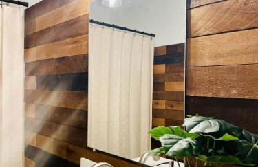 Centrally Located EVV Apartments - Foto 26