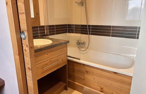 Appartement 3 pièces 6 pers. - Pied des pistes avec piscine, sauna et animaux admis - FR-1-330-396 - Foto 18