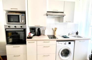 T2 situé au cœur du centre historique de Dinan - Foto 2