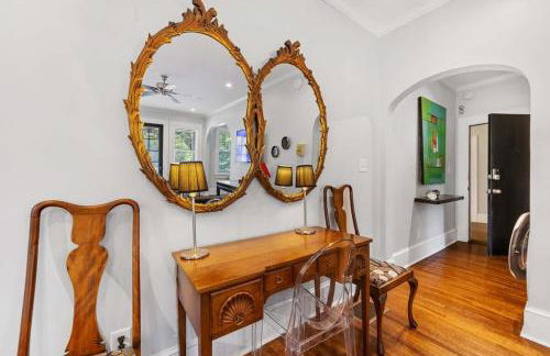 Stylish Myers Park 2 br with Screened Porch - Foto 14