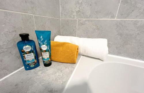 2 Bedroom Flat - Free Parking - Foto 14