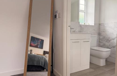 Low Street Escape 3 Bed, Sleeps 9, Gated Drive, WiFi, Contractors - Foto 14