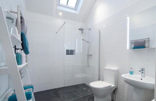 The Dairy, Treathro Farm - Rural, sea views, woodburner - Photo 7