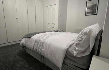 Comfortable, spacious 2 Bedroom house close to Etihad Stadium - Foto 14