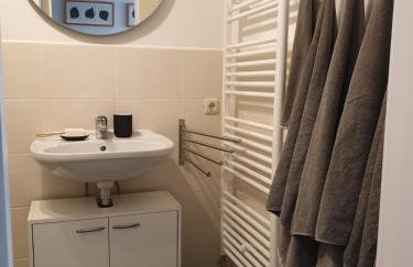 Ferienwohnung Lindenhof, zentrumsnah mit Terrasse und Grillmöglichkeit - Foto 10