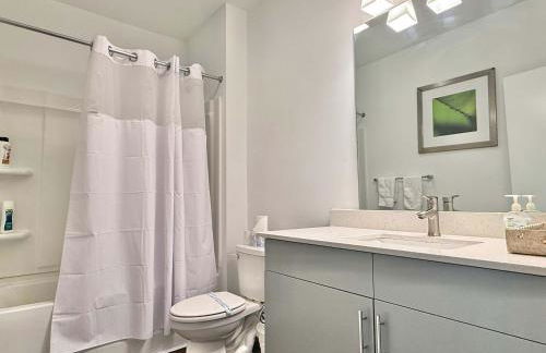 Luxury New 2B2B Private Balcony 542Blvd - Foto 9