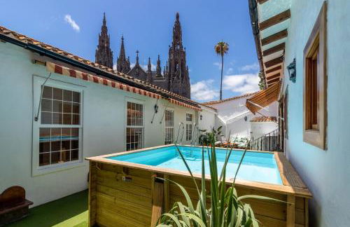 Casona Gildana: Historia, Patrimonio/E-working - Foto 1