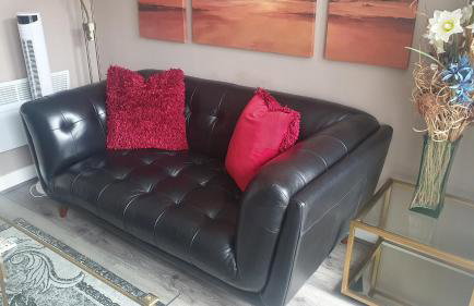 Modern 1 Bedroom Apartment Free Parking WiFi Near City Centre - Foto 8