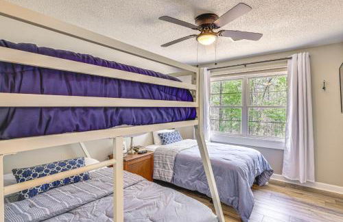 Fall and Football Vibes Titus Retreat with Game Room - Foto 15