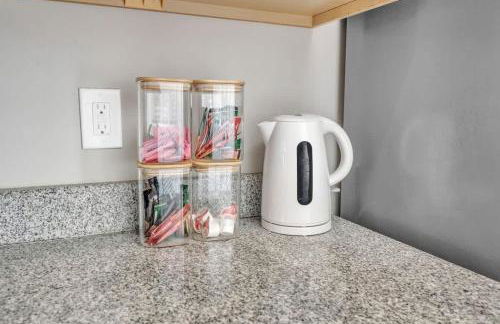 3BR Townhouse King Bed Garage Near NC State - Foto 35