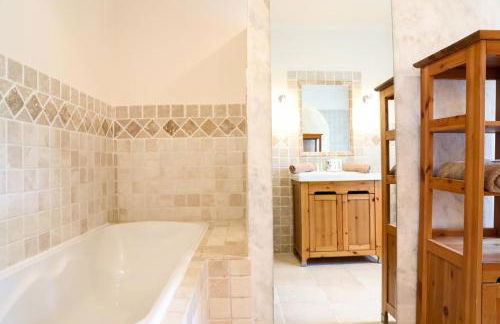 le jas de Saint Hilaire - Photo 31